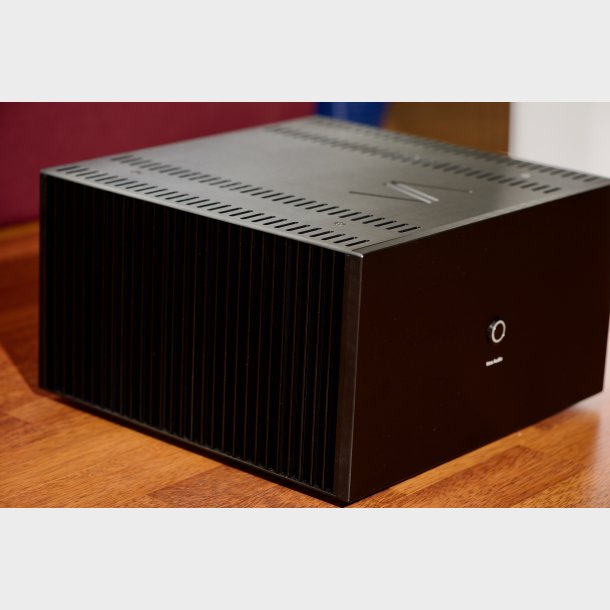 Vera Audio M1600